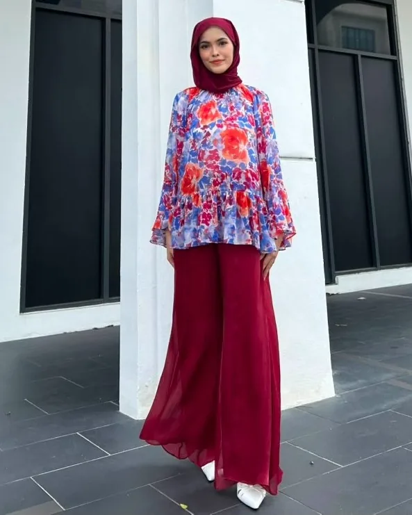 Anna Top